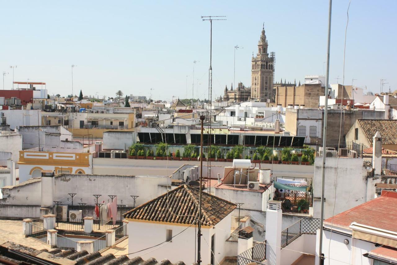 Atico Centrico Con Vistas Lägenhet Sevilla Exteriör bild